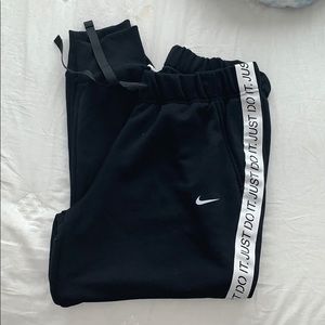 Nike joggers